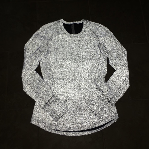 lululemon athletica Tops - Lululemon Extra Mile Long Sleeve *Reflective